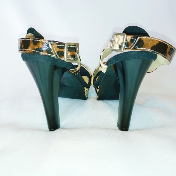 Vittorio D' Firenze Animal Print Slip-On Pumps - Picture 5 of 8